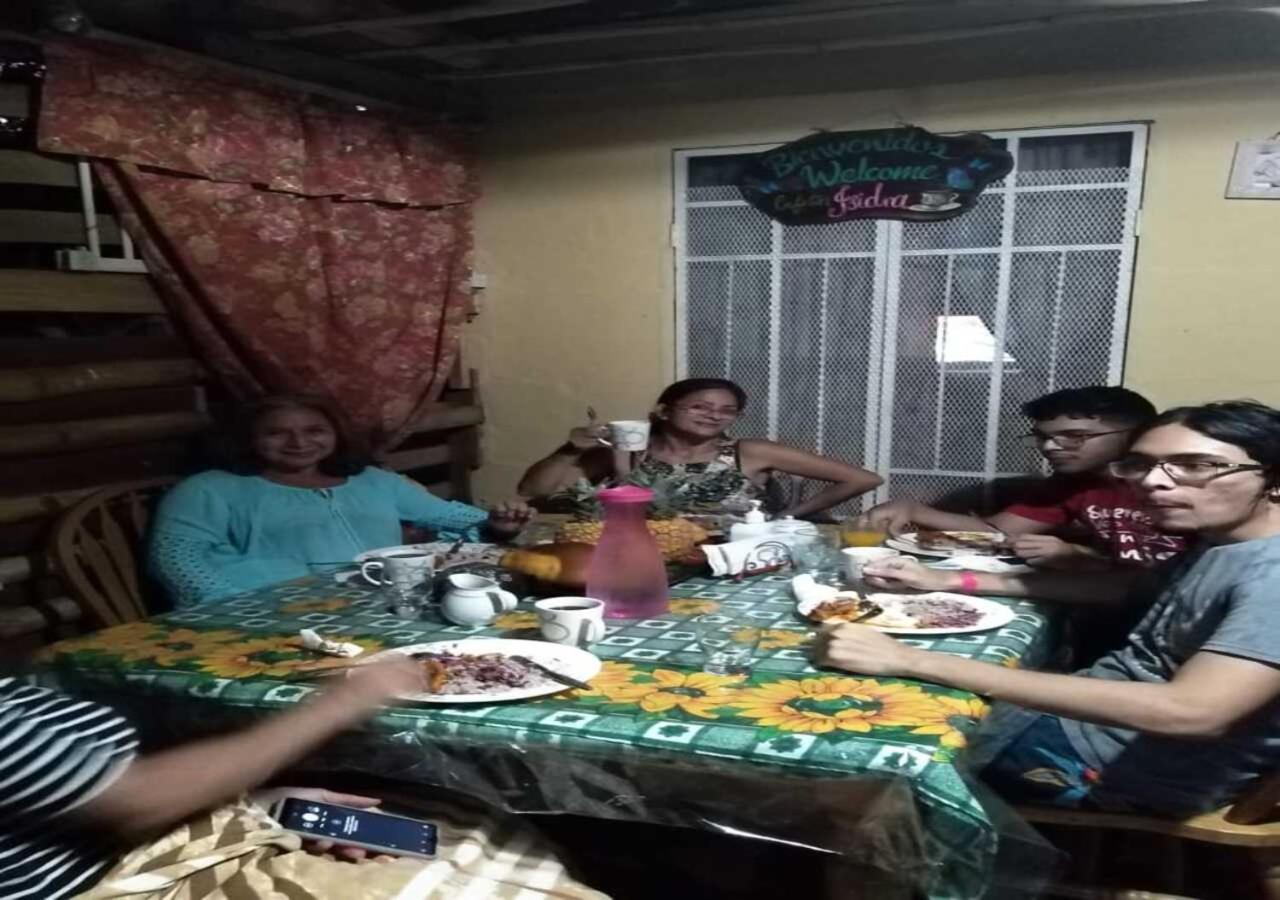 Hostal Familiar El Angel Panama B&B Pajonal Arriba ภายนอก รูปภาพ